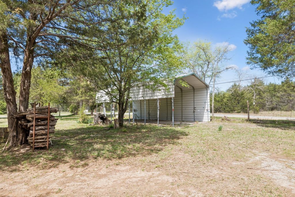 160 Osteen Ln, Chapel Hill