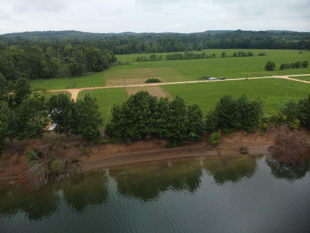 0 Dancing Eagle Lane, Clifton
