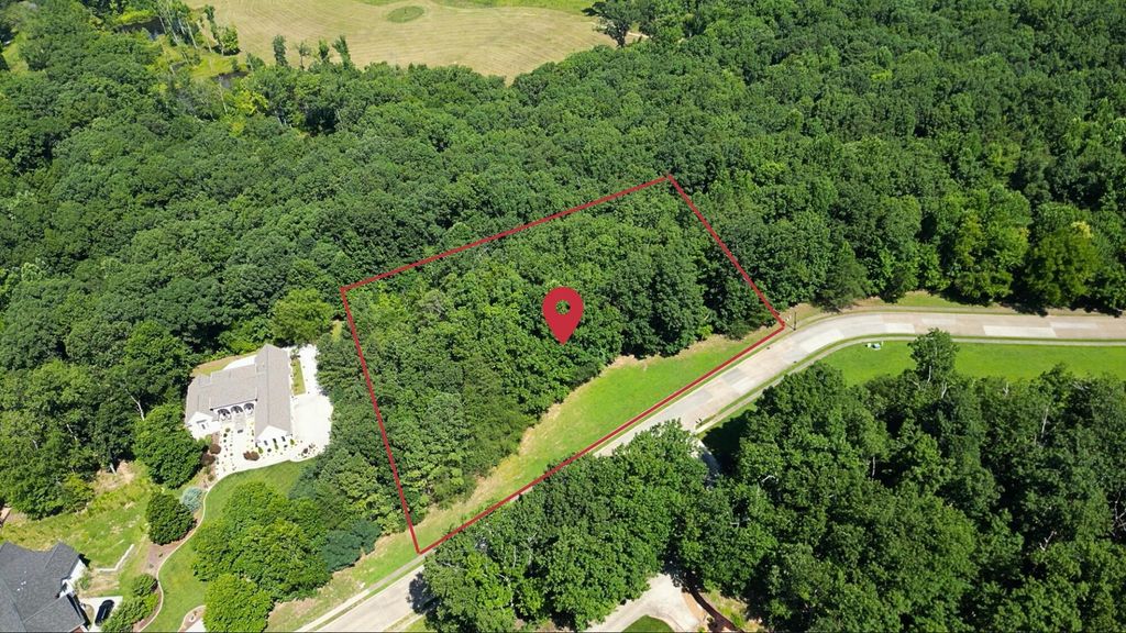 115 Bentley Park Drive Nw, Cleveland