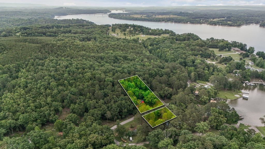 16211 Lakewood Drive, Sale Creek