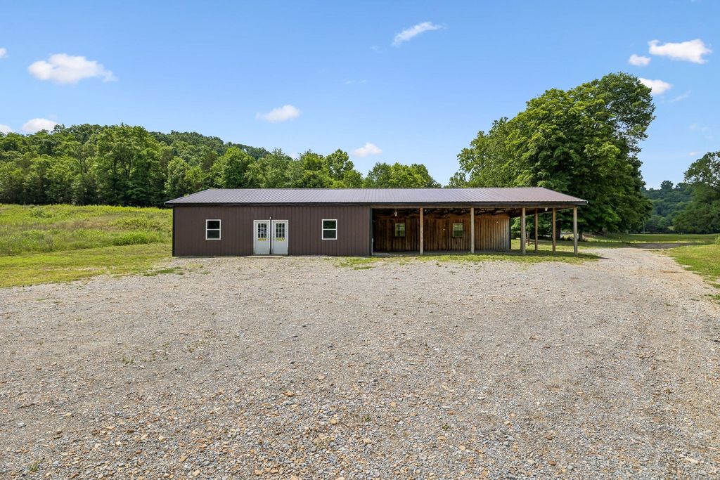 769 Echo Rd, Hartsville