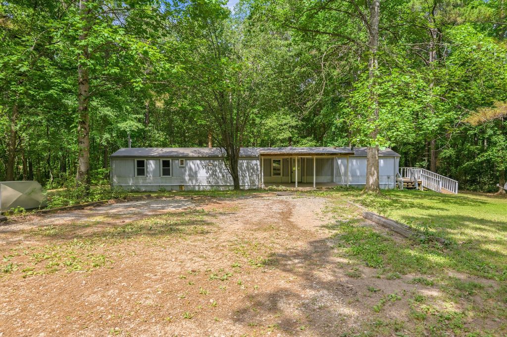 2417 Maytown Rd, Bruceton