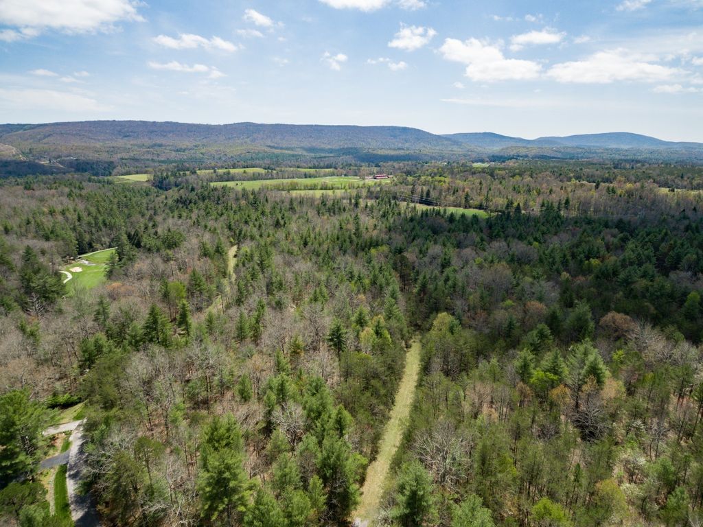 17 Menteith Lane, Crossville
