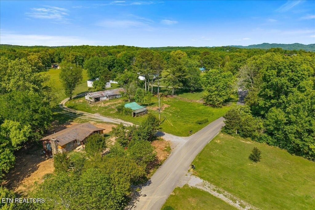 263 County Road 361, Niota