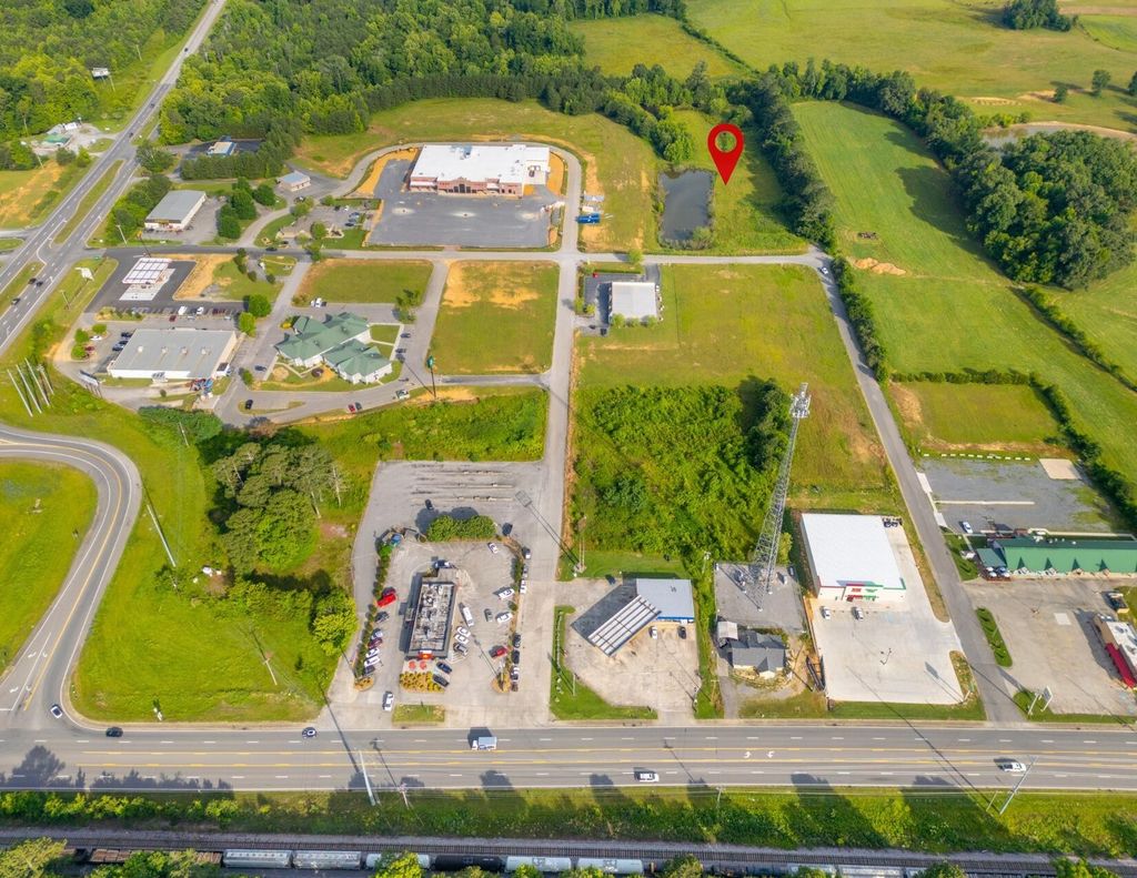 141 White Water Drive, Ocoee