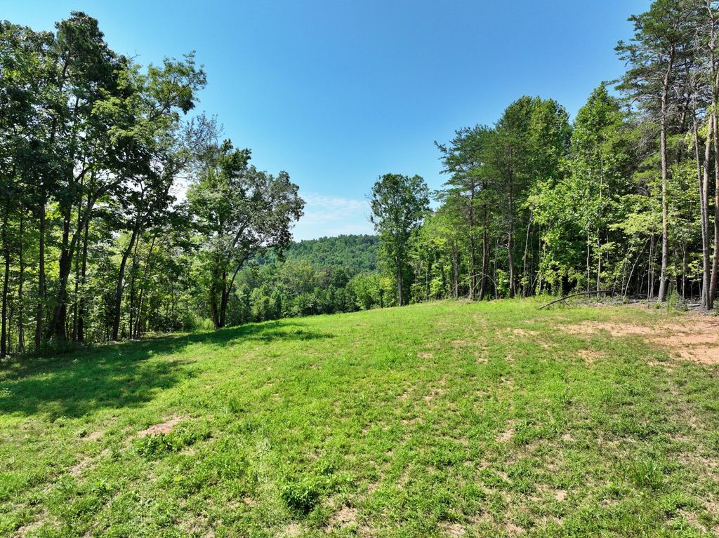 521 Norton Road, Ten Mile