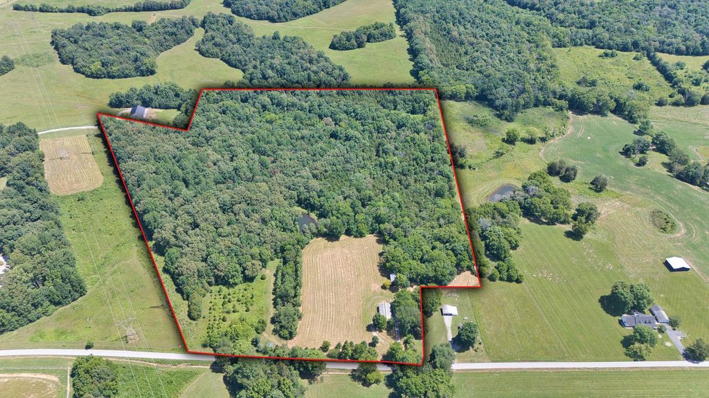 820 Edwards Rd, Russellville