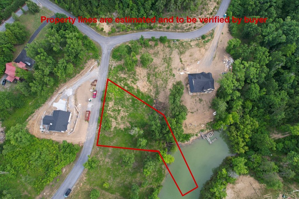 44 Stone Harbor Dr, Dandridge