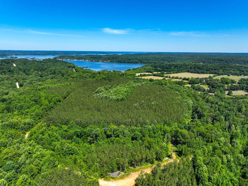 0 White Oak Rd, Stewart