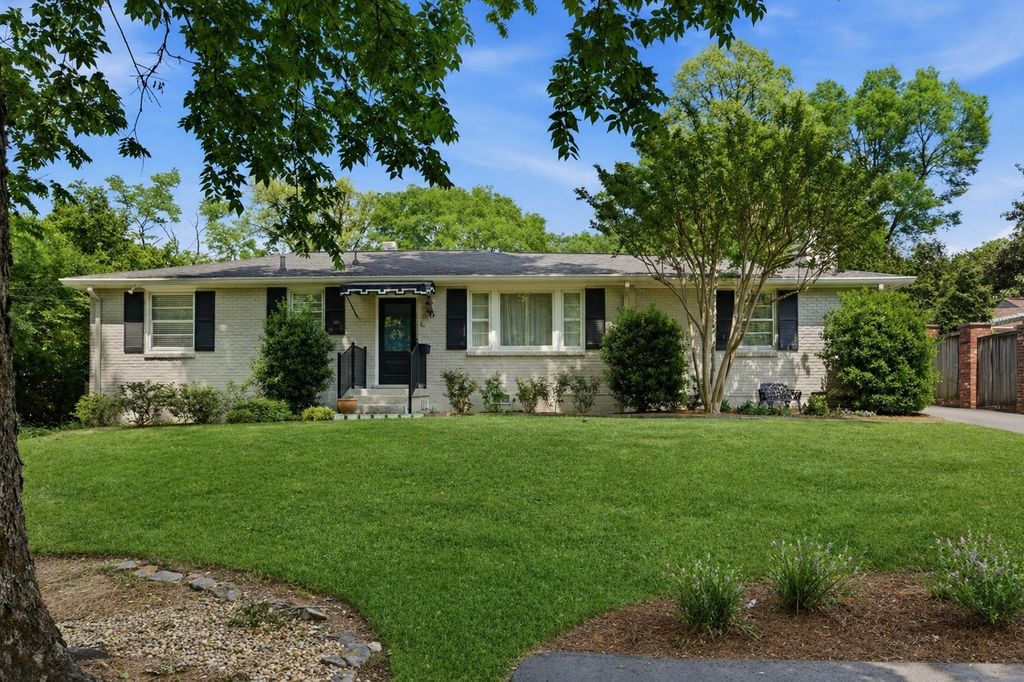 114 Bellevue Dr S, Nashville