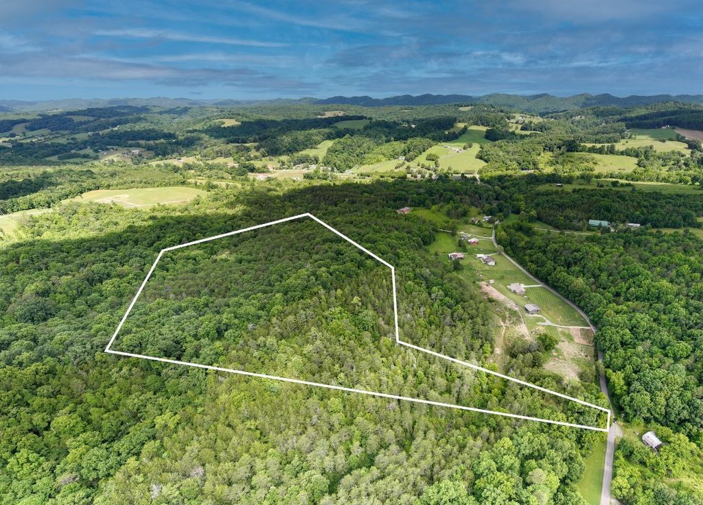 0 Round Barn Rd, Powder Springs