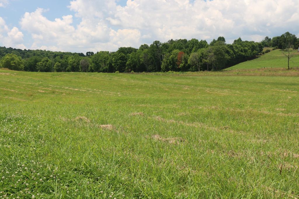 5 County Road 461, Englewood