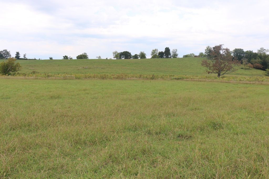 1163 County Road 461, Englewood