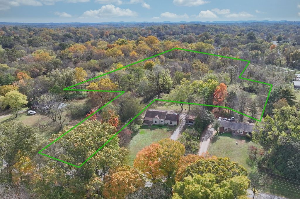 291 Haywood Ln, Nashville