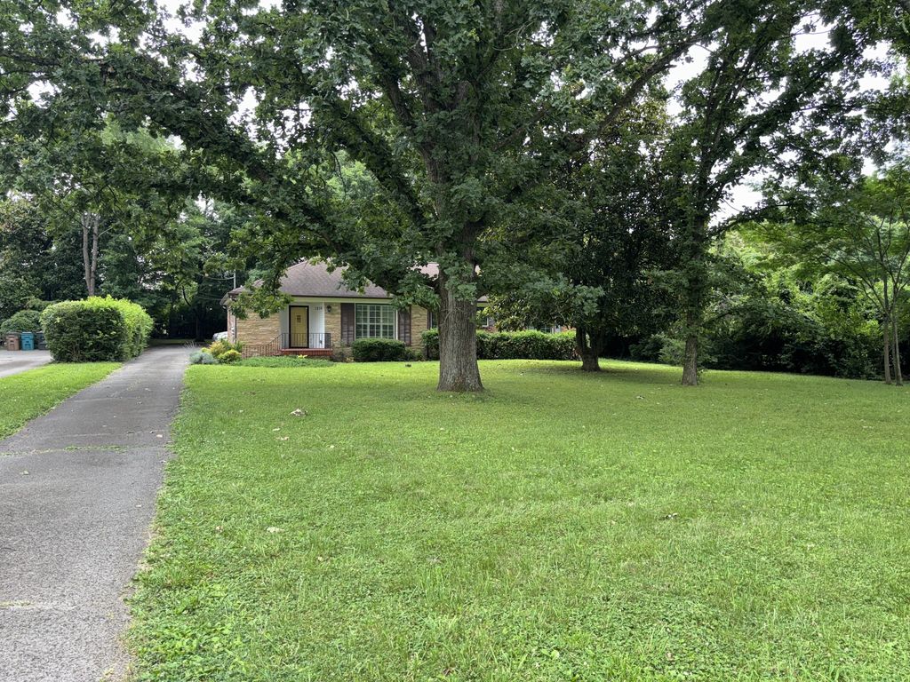 3836 Cross Creek Rd, Nashville