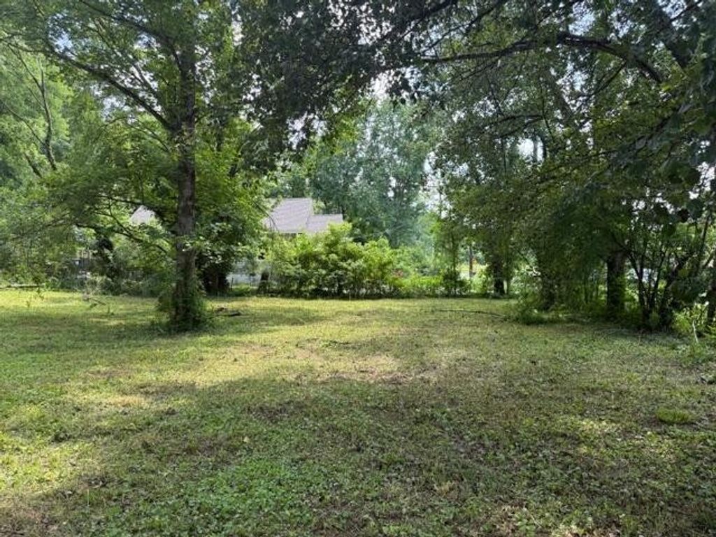 2612 Banks Road, Chattanooga