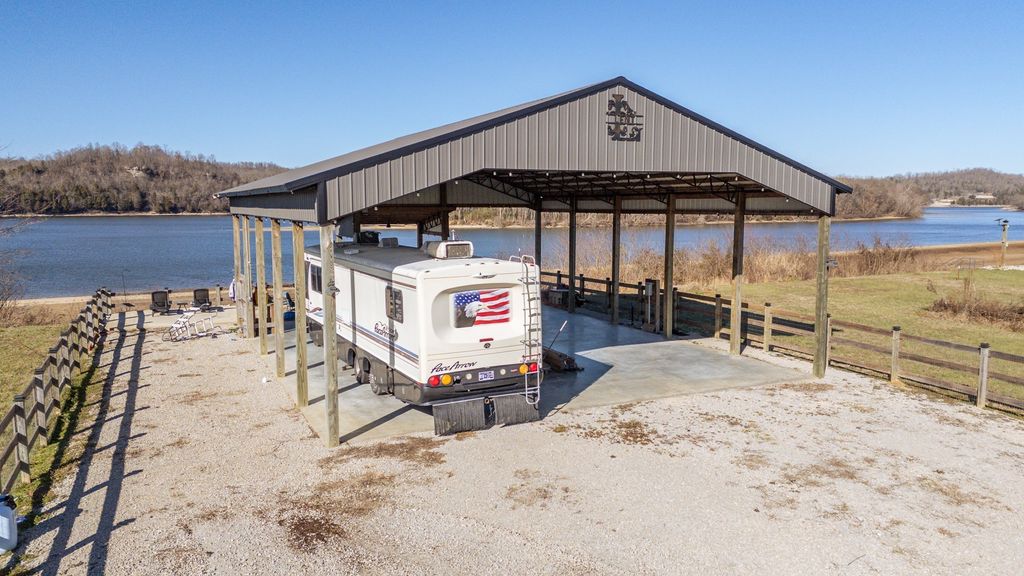 2571 Hardin Bottom River Rd, Clifton