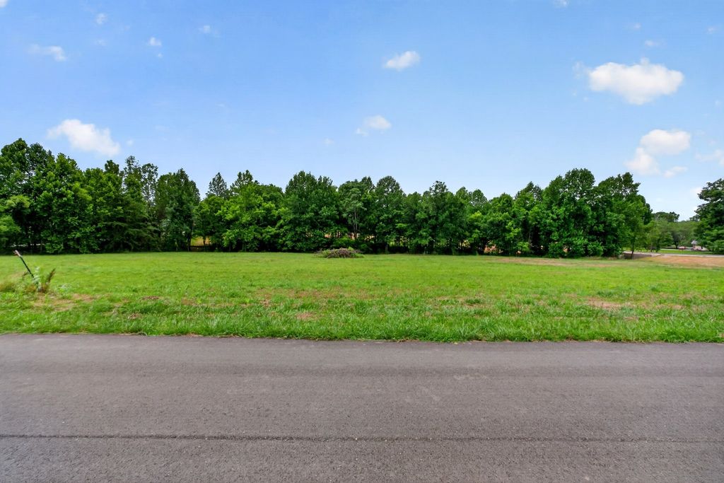 3 Cora Rd, Cookeville