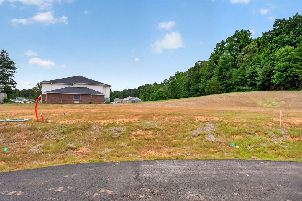 10 Brook View Dr, Cookeville