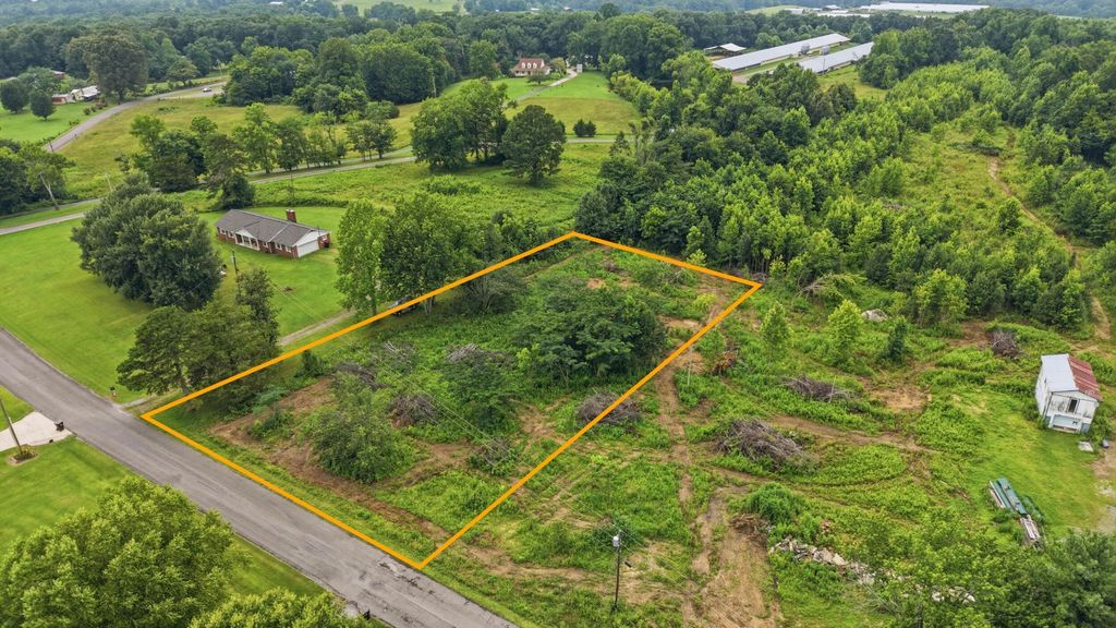 301 County Road 315, Bryant