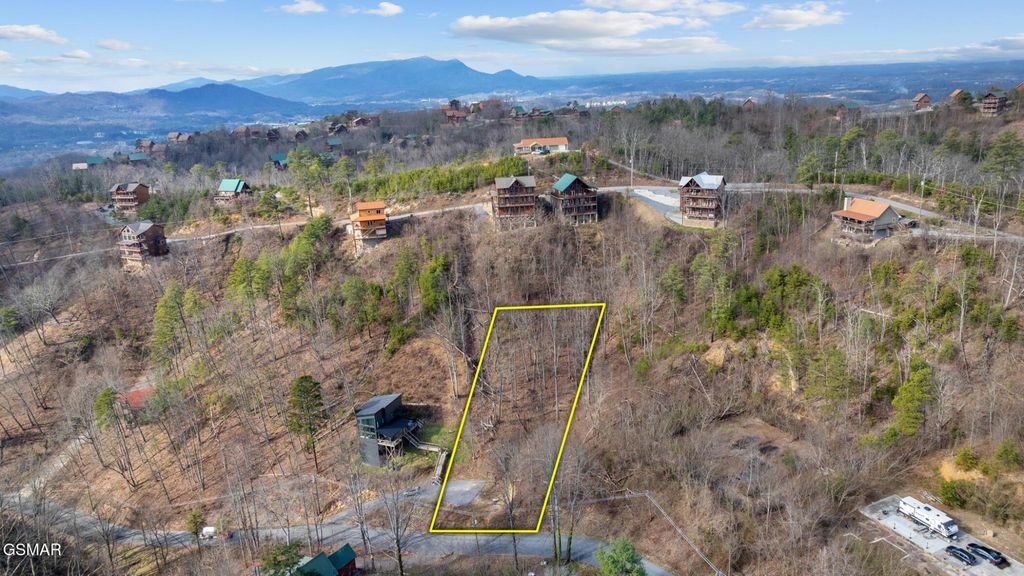 4 Walker Trail, Sevierville