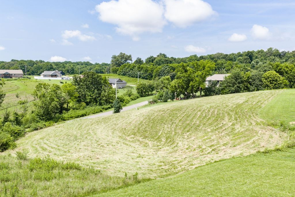 612 Thompson Creek Ln, Cookeville