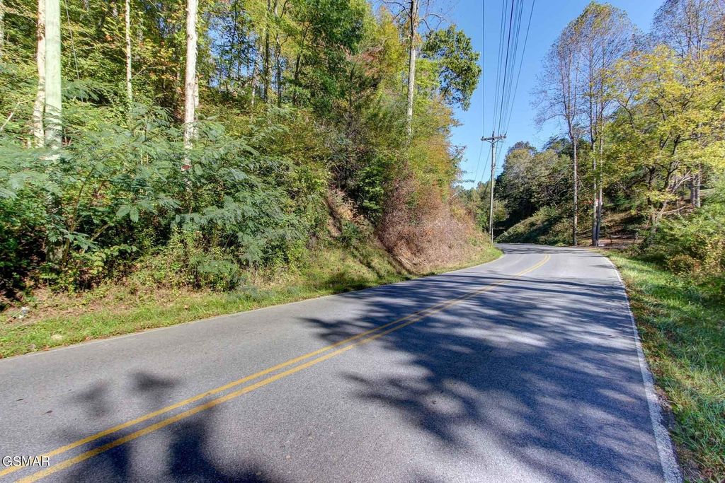 947953 Powdermill Road, Gatlinburg