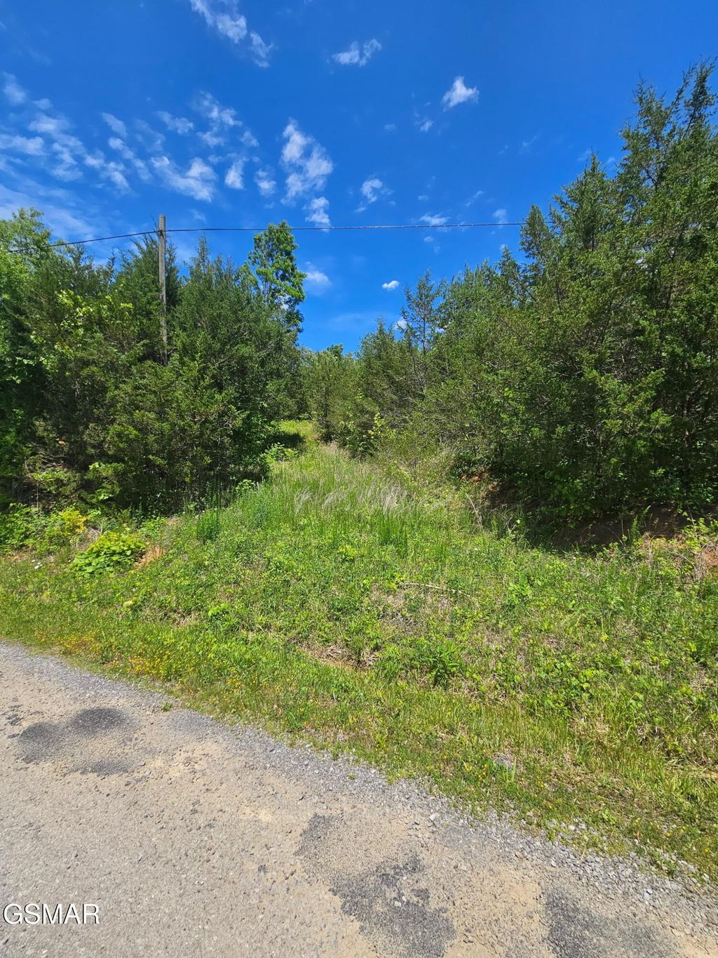 335 Oakwood Road, Midway