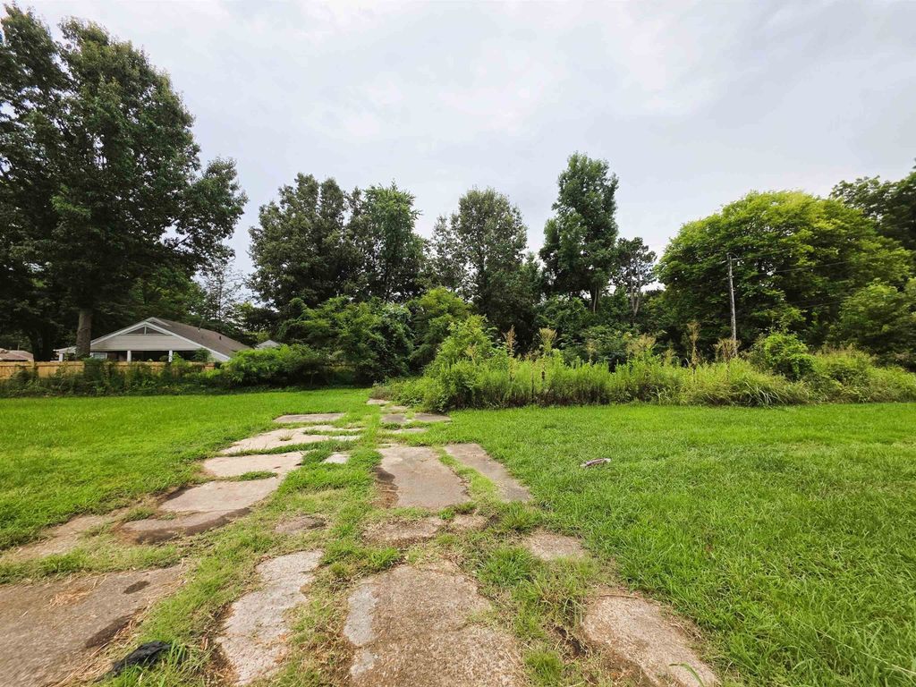 6763 Navy Rd, Millington