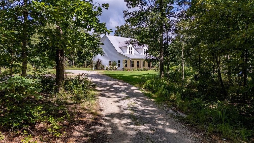 77 Oakwood Ave, Summertown