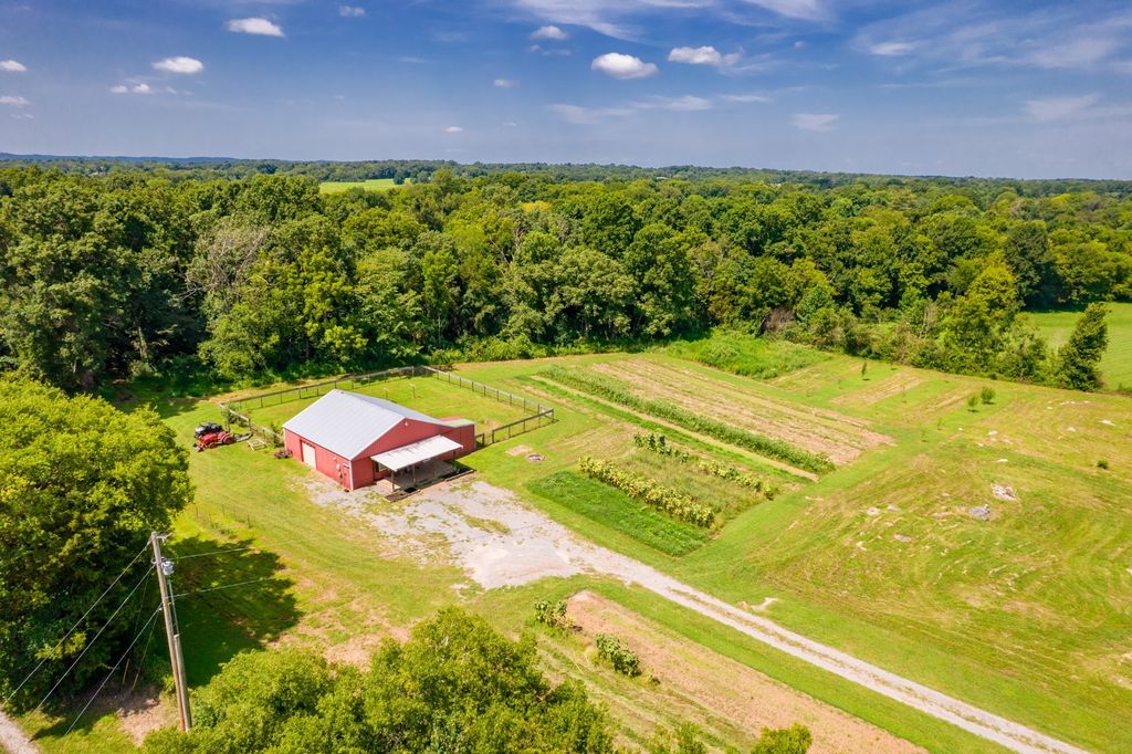 2449 Warner Bridge Rd, Shelbyville