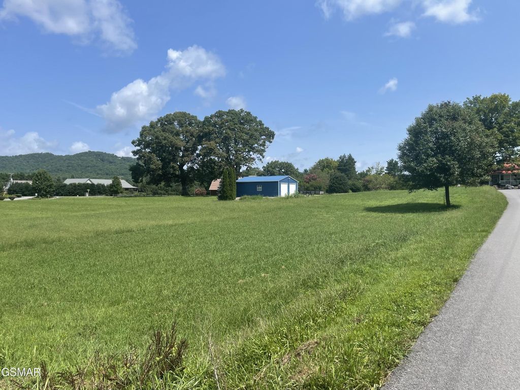 3925 Katy Hollar Road, Sevierville