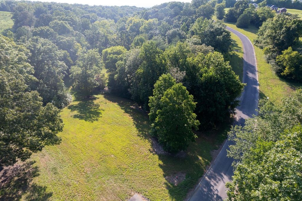 33 Watauga Lane, Birchwood