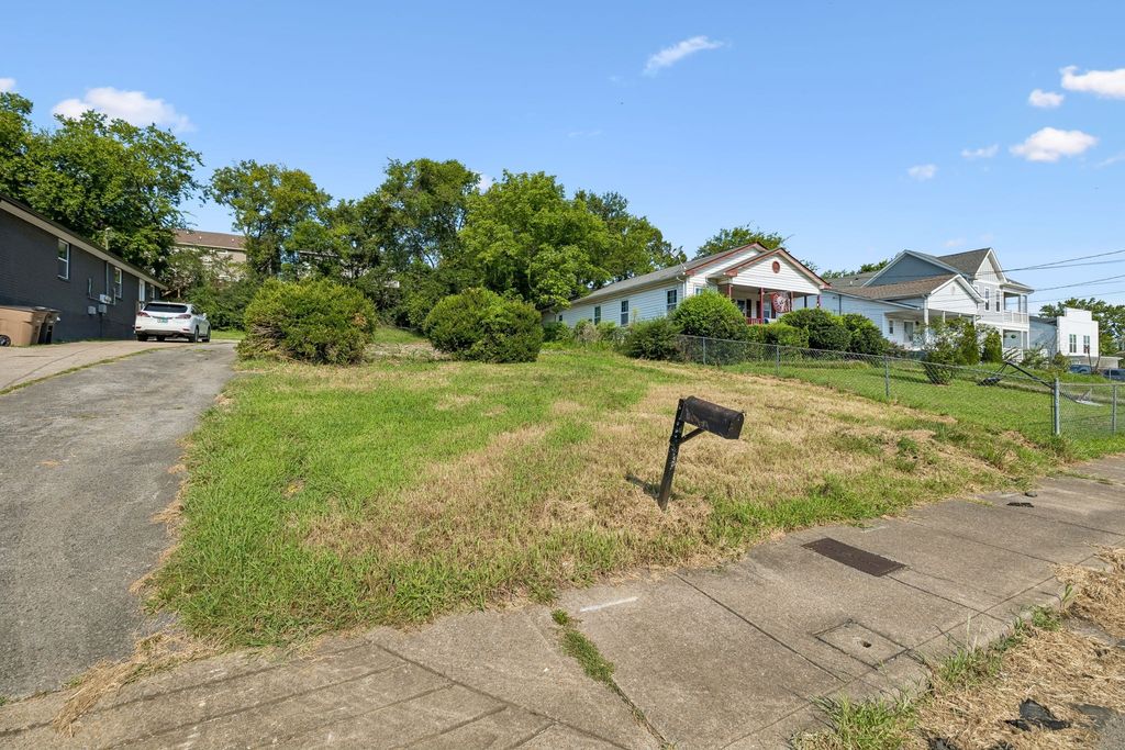 2162 Rock City St, Nashville