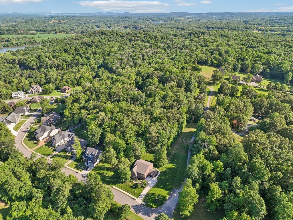 124 Angels Cove Ln, Lebanon