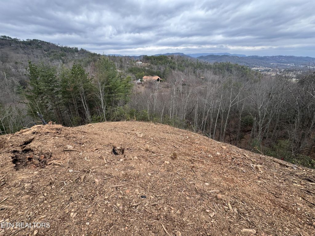 0 Hikers Path Lane, Sevierville