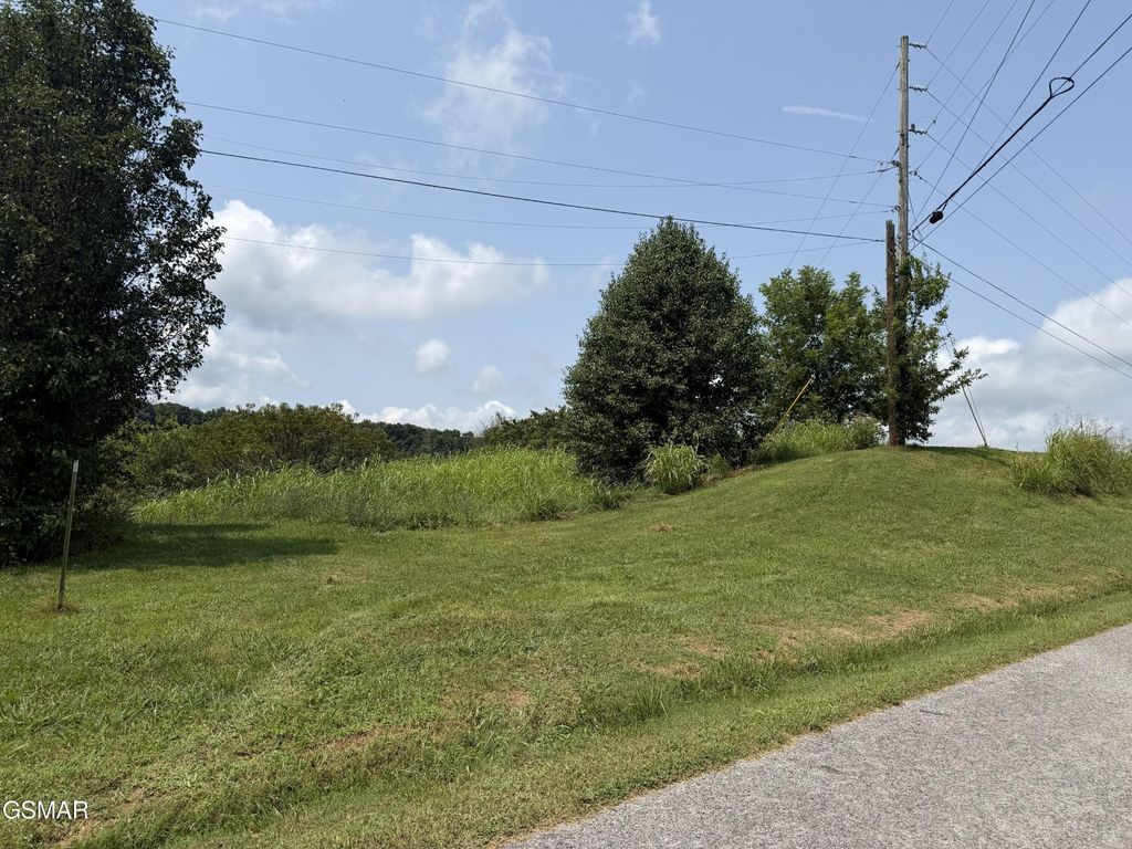 245 Cherokee Explosive Road, Rutledge