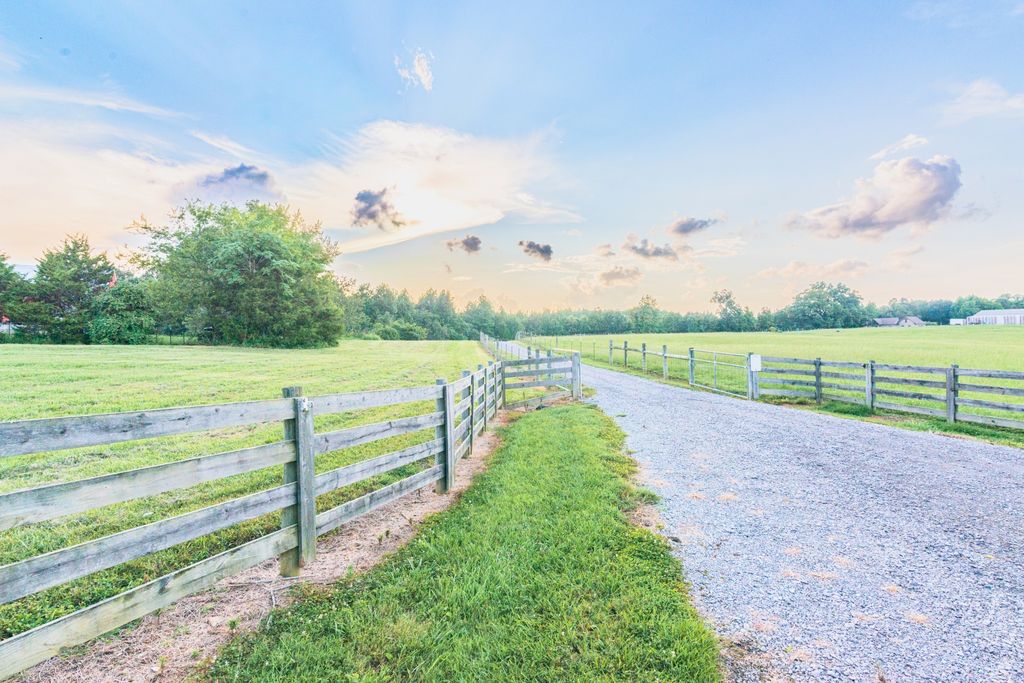0 Knob Creek Rd, Wartrace
