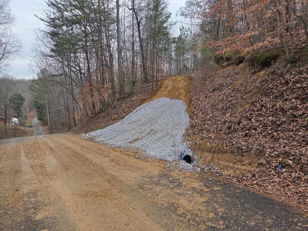 126 County Road 179, Athens