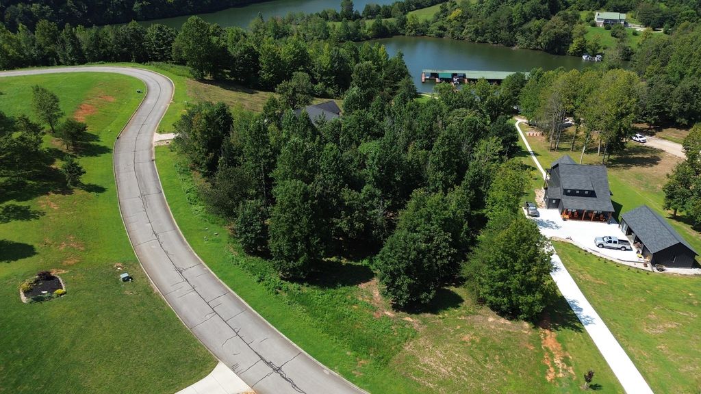 1 Serenity Dr, Harriman