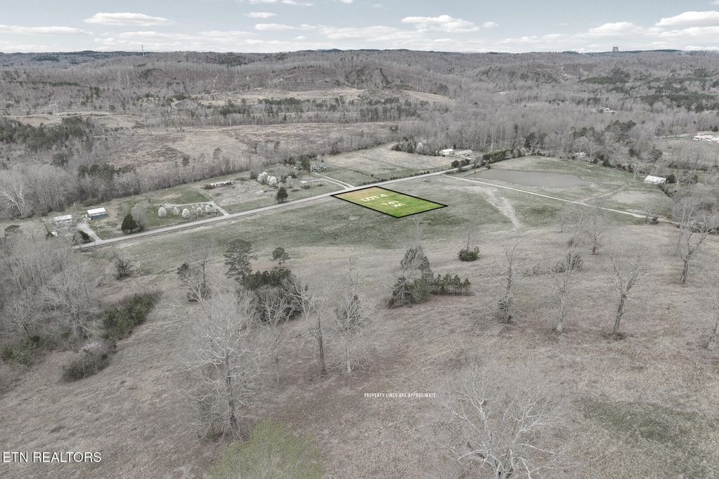 4 N Nopone Valley Rd, Decatur