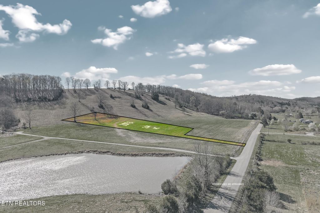 3 N Nopone Valley Rd, Decatur