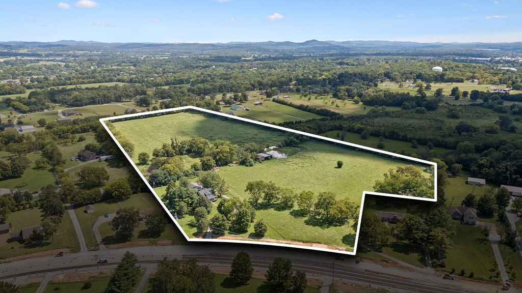 1501 Hartsville Pike, Lebanon