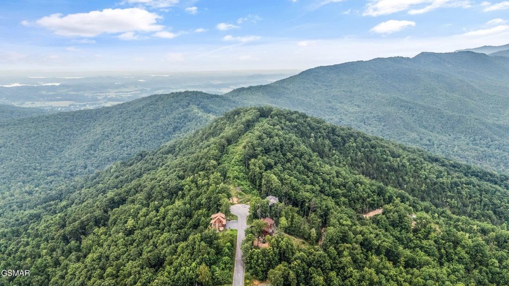 5 Shell Mountain Road, Sevierville
