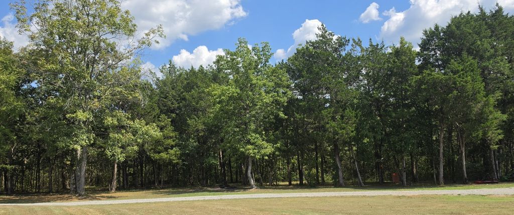 1954 South Berlin Road, Lewisburg