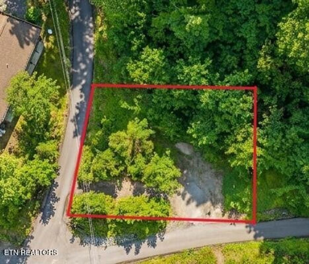 303 Silverbell Lane, Gatlinburg
