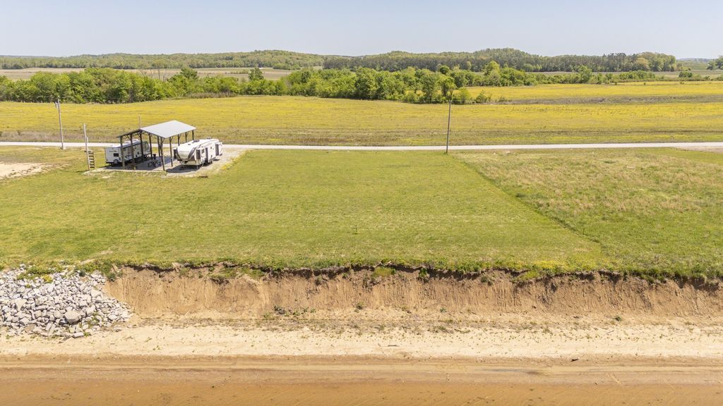 1901 Hardin Bottom River Rd, Clifton
