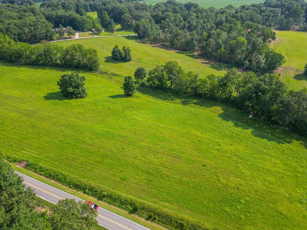 3984 Old Coopertown Rd, Springfield