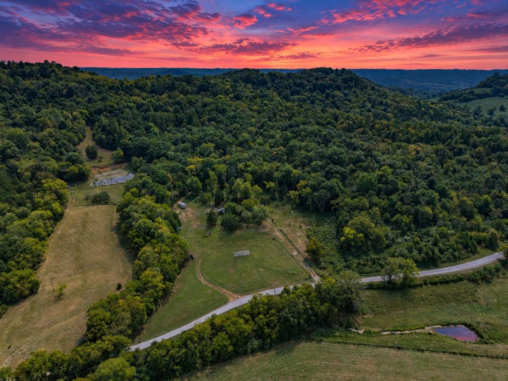 207 Wells Hollow Rd, Petersburg