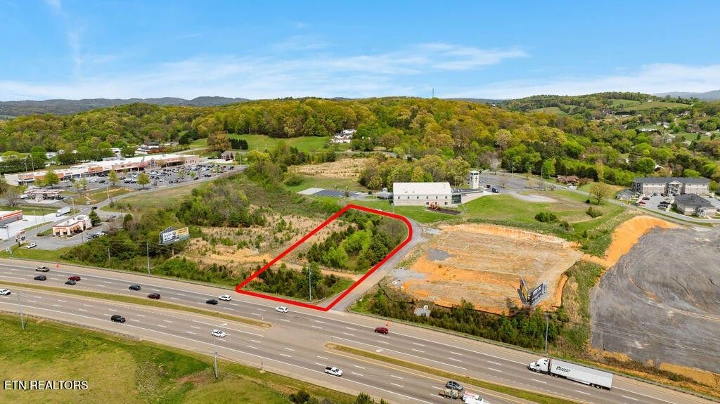 0 Winfield Dunn Pkwy, Kodak